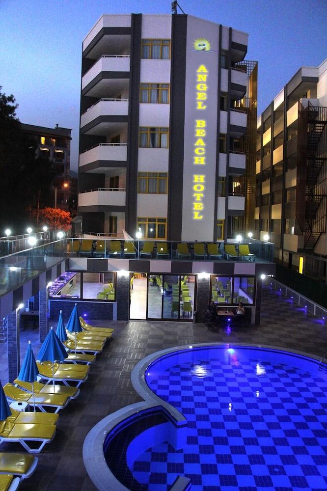 Merlin Beach Park Hotel Tosmur Extérieur photo