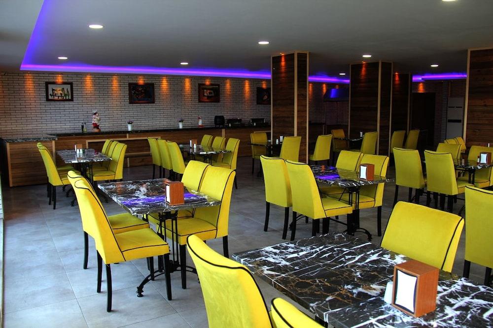 Merlin Beach Park Hotel Tosmur Extérieur photo