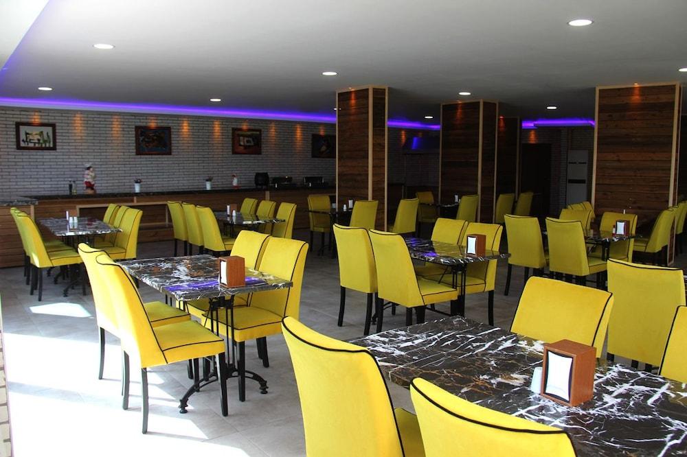 Merlin Beach Park Hotel Tosmur Extérieur photo