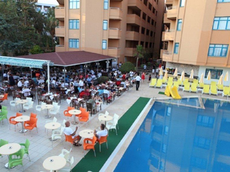 Merlin Beach Park Hotel Tosmur Extérieur photo
